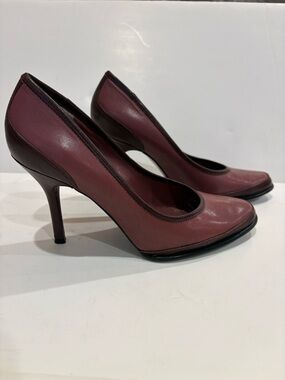 Nine West Two-Tone  Classic Leather  Pumps in Blush and Burgundy